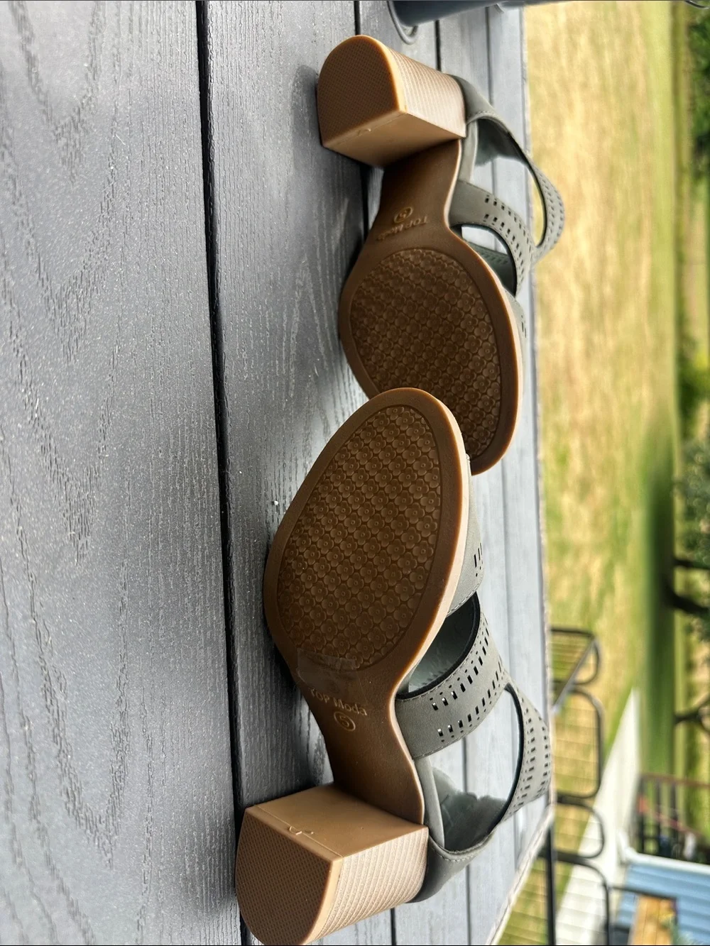 Brand New Top Moda Women's Olive Cutout Block Heel Sandals
